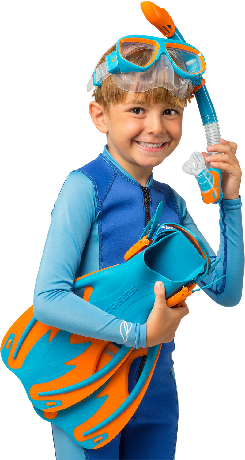 Cressi Junior Snorkeling Kit for Young Aged 3 to 10 - Mask + Dry Snorkel +  Adjustable Fins + Net Bag - Lightweight Colorful Equipment - Rocks Pro Dry